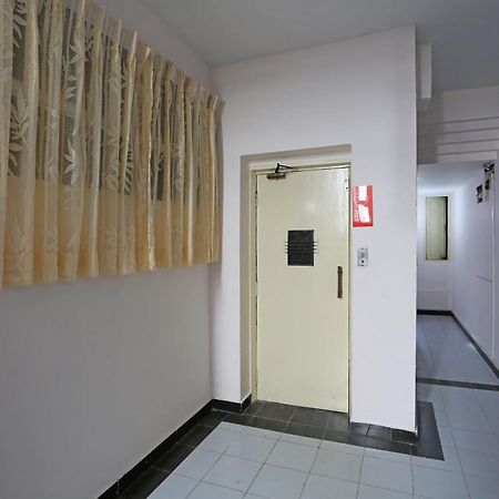 โอโย 10264 โฮเต็ล มิดทาวน์ Hotel Raipur  ภายนอก รูปภาพ