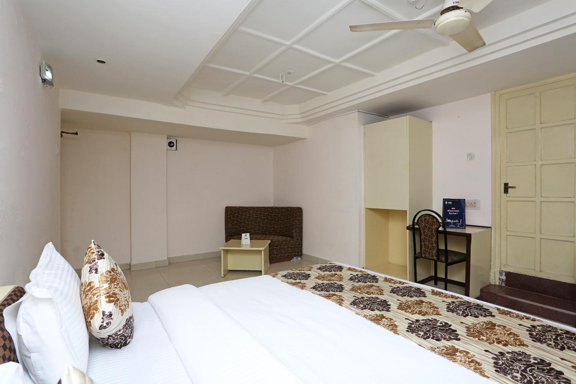 โอโย 10264 โฮเต็ล มิดทาวน์ Hotel Raipur  ภายนอก รูปภาพ
